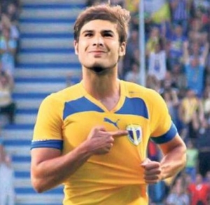 Vrei un tricou FC Petrolul cu Adrian MUTU?