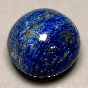Afla TOTUL despre LAPIS LAZULI, piatra care te apara împotriva atacurilor la nivel psihic