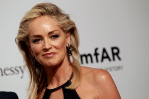 Tratamentul de intinerire al lui Sharon Stone, disponibil si in Ploiesti