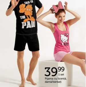 Oferta de PASTE la LIDL - Pijama Hello Kitty la superpret - VEZI FOTO