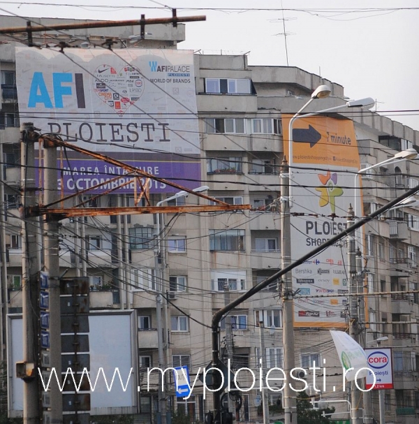 Maine incepe razboiul mall-urilor la Ploiesti. Tu cu cine tii: cu AFI sau cu PSC?